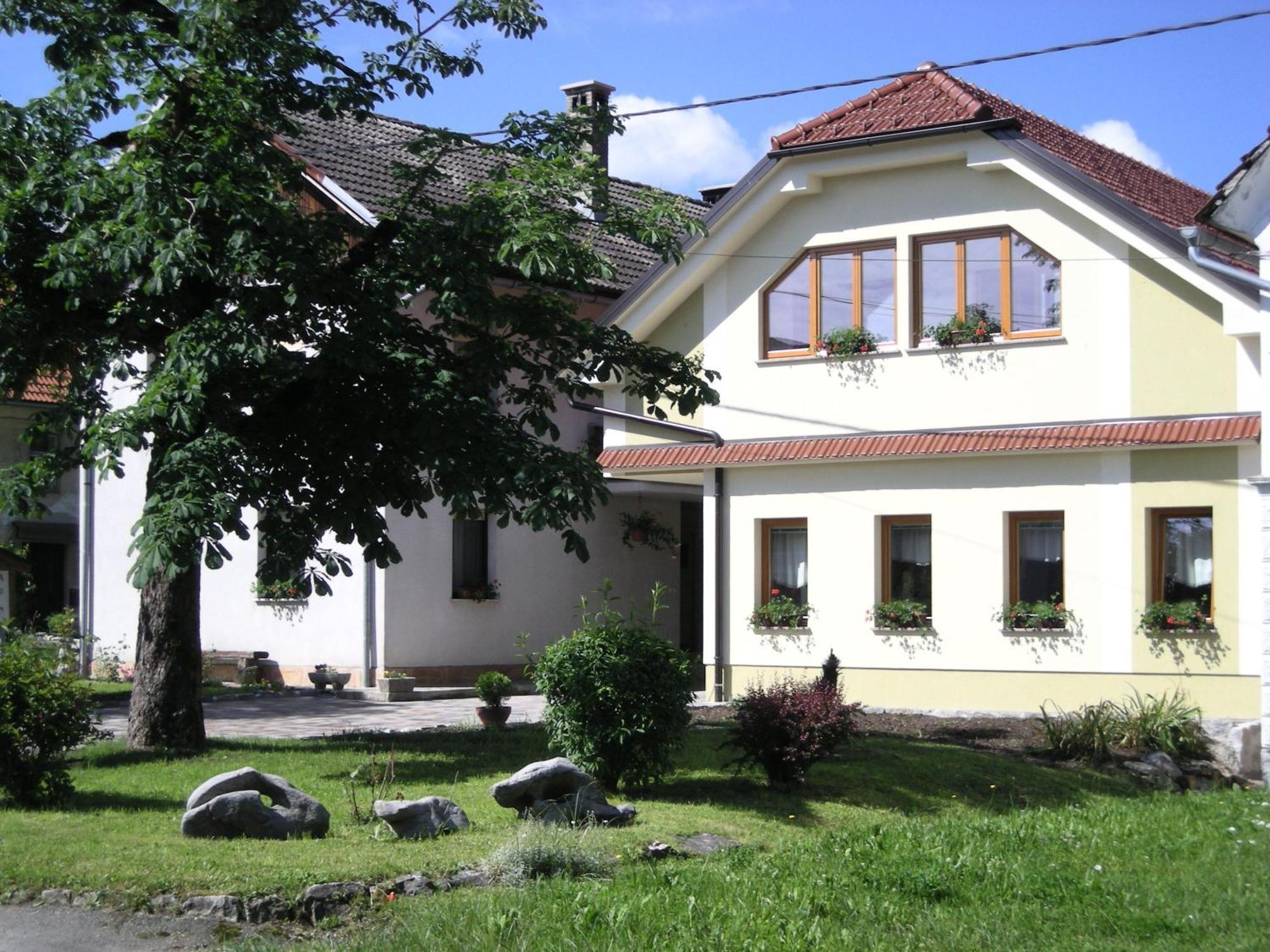 Turisticna Kmetija Logar Hotel Grahovo Buitenkant foto